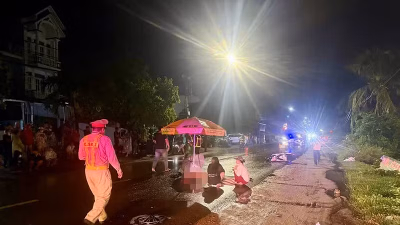 1 phụ nữ lái xe máy ở Gia Lai tử vong khi va chạm với ô tô trên quốc lộ 19C
