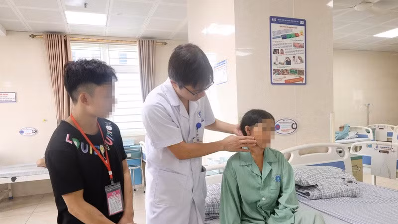Khối u không đau vùng góc hàm cảnh báo ung thư tuyến mang tai