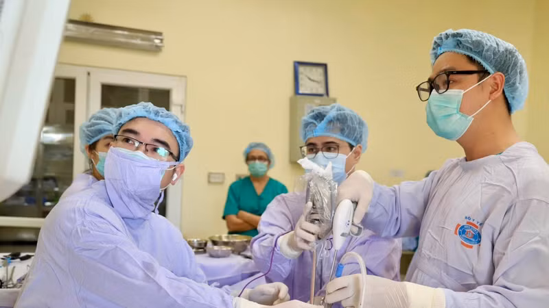 Người phụ nữ phát hiện sớm ung thư phổi qua khám sức khỏe định kỳ 
