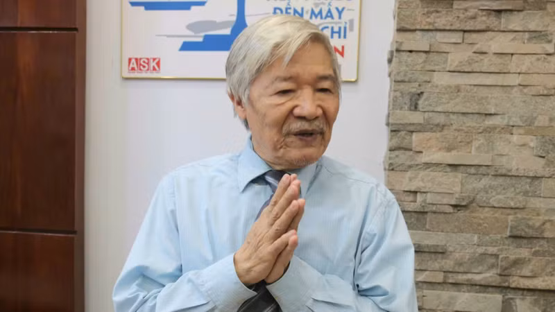 Nhà phê bình văn học đánh giá về bài thơ “Bắt nạt” trong sách giáo khoa