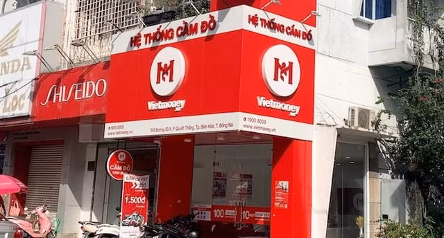 Dang sau ly do Digiworld rut khoi chuoi cam do Vietmoney