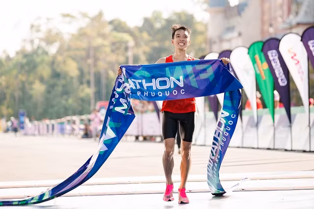Ve dep thien duong cua duong chay xuyen rung, tua bien tai Vinpearl Phu Quoc-Hinh-8