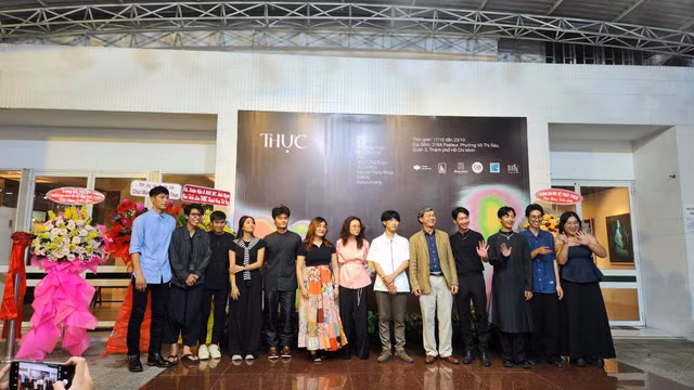 10 họa sĩ trẻ và triển lãm 'Thực' ở TP HCM - Hình 3 10 hoa si tre va trien lam 'Thuc' o TP HCM-Hinh-3