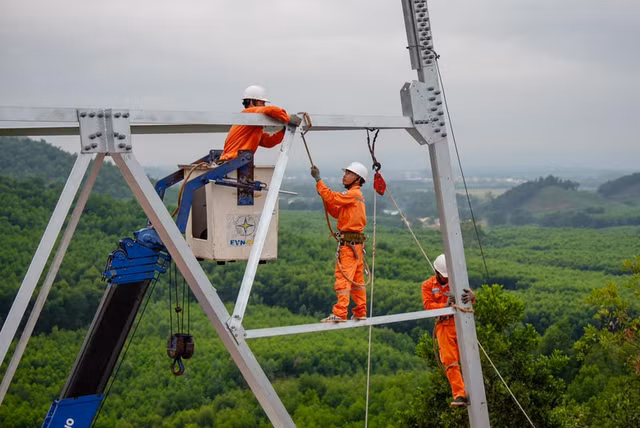 Kinh doanh gặp khó, Xây dựng Điện 4 muốn giảm mục tiêu lợi nhuận 2024 Kinh doanh gap kho, Xay dung Dien 4 muon giam muc tieu loi nhuan 2024