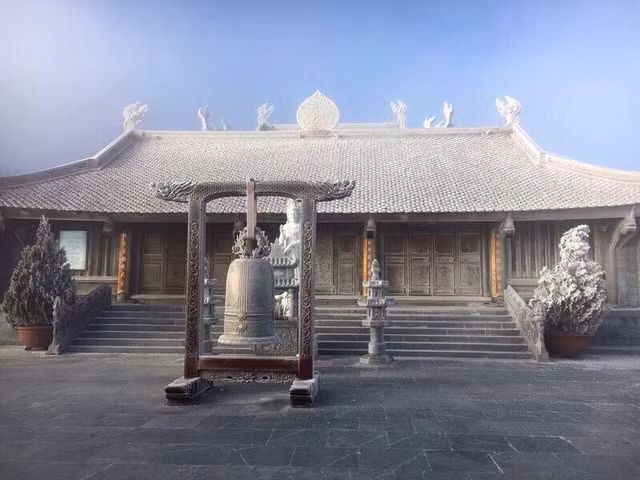Xem Sa Pa, Y Tý tuyết rơi trắng đường như châu Âu - Hình 11 Xem Sa Pa, Y Ty tuyet roi trang duong nhu chau Au-Hinh-11