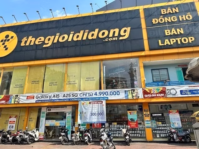 MWG dat ke hoach 2025 lai 4.850 ty dong, don luc mang online