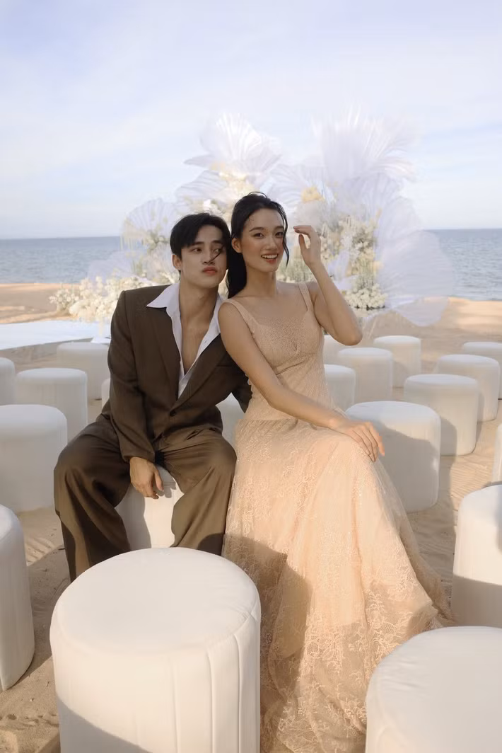 Quỳnh Anh cho biết sẽ trở về Hà Nội giải quyết việc gia đình trước khi tiếp tục các hoạt động trong nhiệm kỳ. Ảnh: FB Quỳnh Anh.