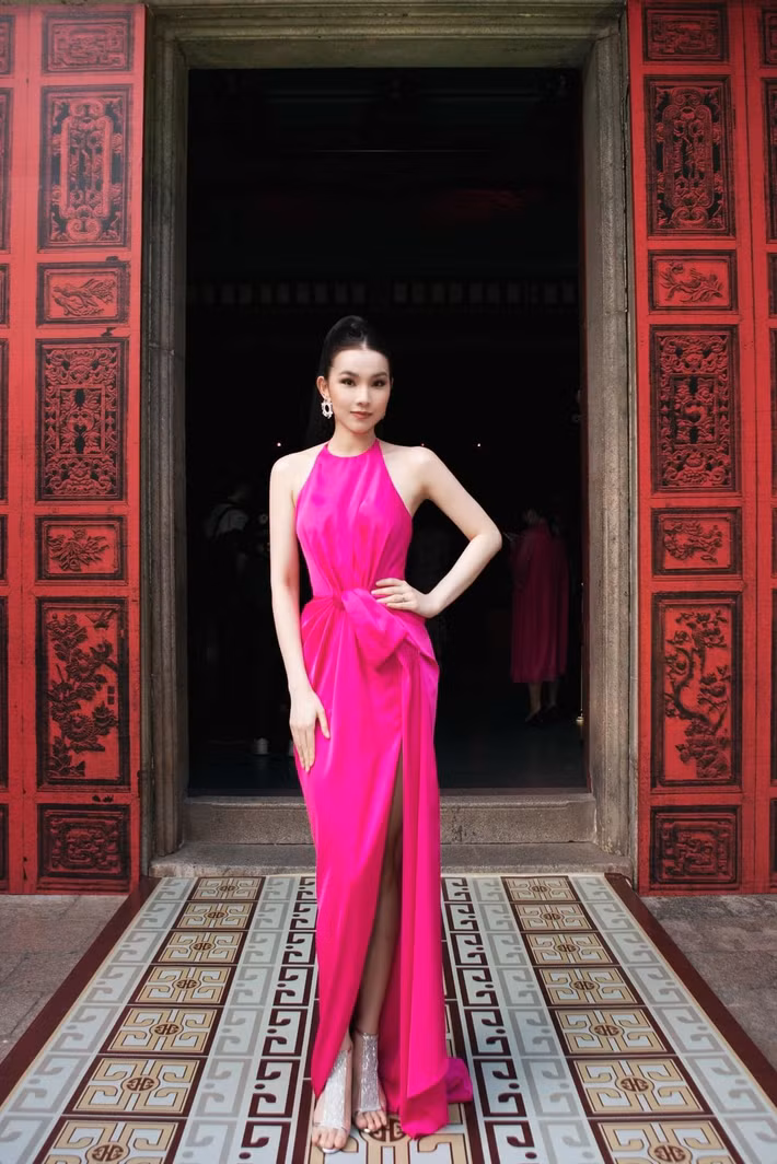 Thùy Lâm đăng quang Hoa hậu Hoàn vũ Việt Nam 2008. Người đẹp vào top 15 Miss Universe 2008. Sau cuộc thi, cô thi thoảng mới tham gia hoạt động showbiz. Ảnh: FB Thùy Lâm.