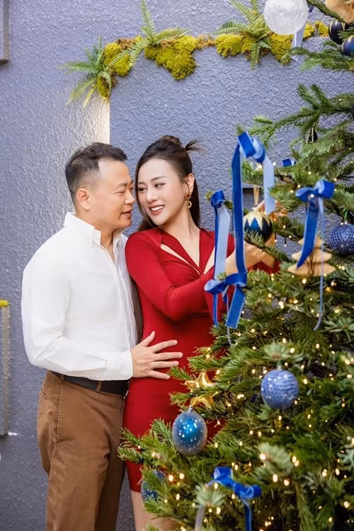 Trong cuộc phỏng vấn với VOV, Phương Oanh cho biết, Shark Bình là một người đứng đầu đầy bản lĩnh và đáng tin cậy trong công việc. Ảnh: Dân Việt.
