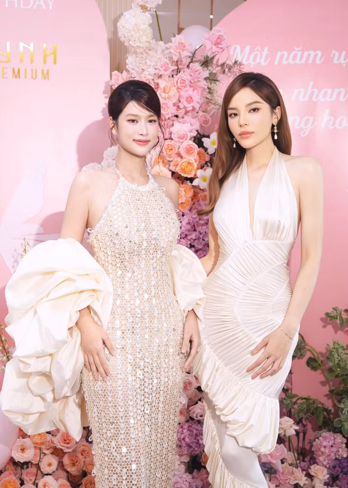 Kỳ Duyên mong mọi người tiếp tục ủng hộ sự nghiệp của cô và Thiên Ân.