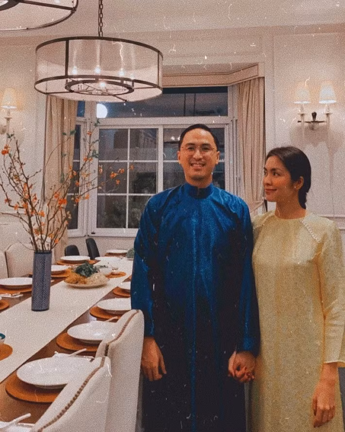 Vào mỗi dịp Tết, Tăng Thanh Hà gần như đã hình thành một thông lệ quen thuộc khi cùng chồng – doanh nhân Louis Nguyễn diện áo dài truyền thống trong những khoảnh khắc đầu xuân.