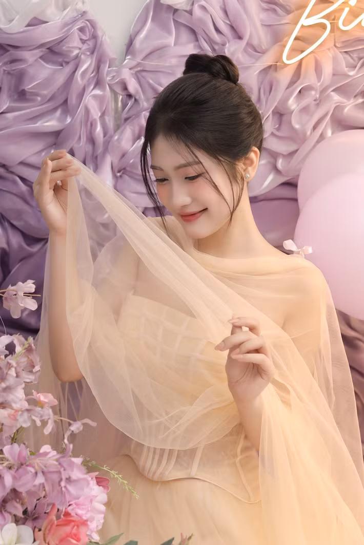 Hương Giang từng vào đề cử top 5 Người đẹp Biển, top 20 ở Miss World Vietnam 2023. Ảnh: FB Hương Giang.