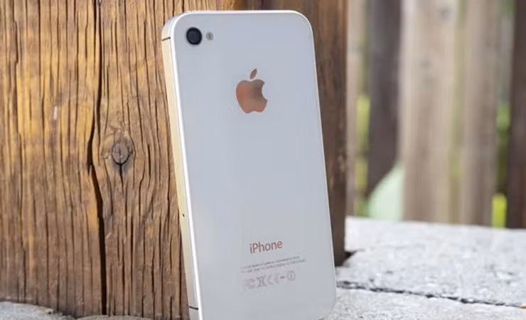 iPhone 4S tròn 15 tuổi, khởi đầu kỷ nguyên Siri
