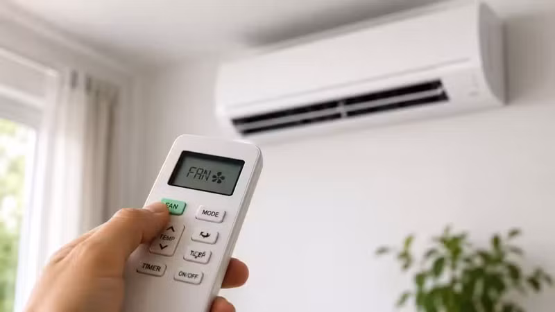 Sử dụng chế độ quạt điều hòa để tiết kiệm điện, làm khô phòng