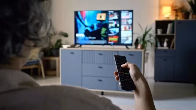 Smart TV hãng nào được cập nhật lâu nhất, ít lỗi thời?