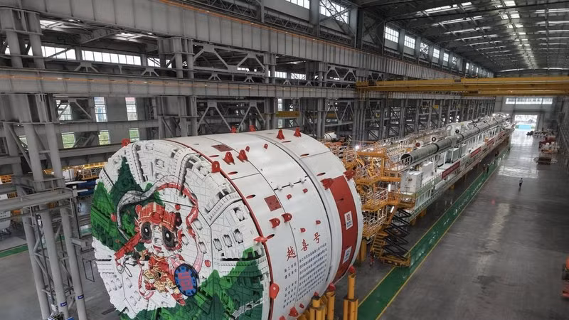 Trung Quốc đưa ‘quái vật’ 3.500 tấn đào hầm sâu 1.011 m