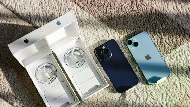 Vì sao iPhone ở Việt Nam phải bóc seal, kích hoạt ngay?
