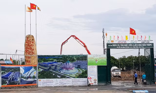 Thuê đất khu công nghiệp để xây tượng dát 88 lượng vàng kinh doanh tâm linh? - Hình 6 Thue dat khu cong nghiep de xay tuong dat 88 luong vang kinh doanh tam linh?-Hinh-6