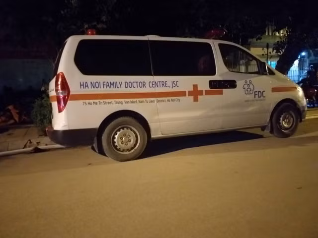 Lửa bốc cháy dữ dội tại công ty phích nước Rạng Đông hơn 3 giờ vẫn chưa tắt - Hình 5 Lua boc chay du doi tai cong ty phich nuoc Rang Dong hon 3 gio van chua tat-Hinh-5