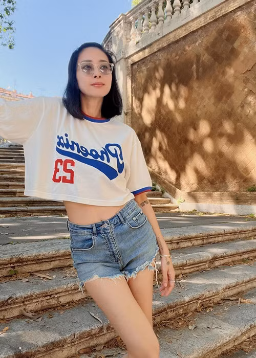 Người đẹp Ngô Thanh Vân du ngoạn trời Tây với kém 11 tuổi - Hình 12 Nguoi dep Ngo Thanh Van du ngoan troi Tay voi kem 11 tuoi-Hinh-12