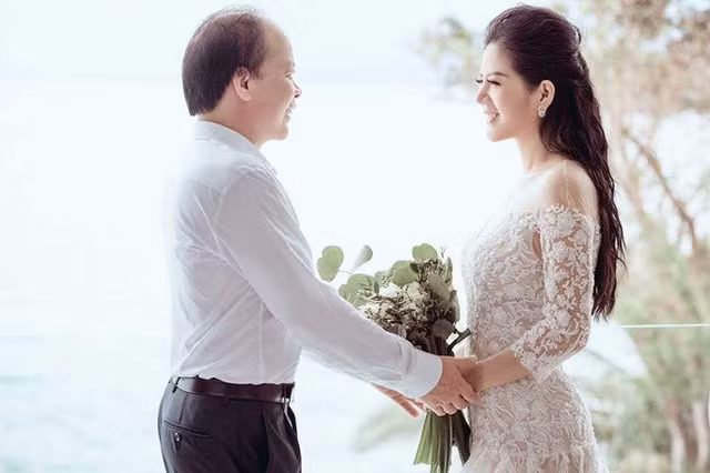 Thủ tướng thi hành kỷ luật cảnh cáo Thứ trưởng Huỳnh Quang Hải - Hình 8 Thu tuong thi hanh ky luat canh cao Thu truong Huynh Quang Hai-Hinh-8