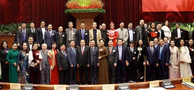Các nhà khoa học, trí thức, văn nghệ sĩ là nguyên khí của quốc gia - Hình 2 Cac nha khoa hoc, tri thuc, van nghe si la nguyen khi cua quoc gia-Hinh-2
