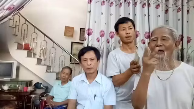 Tin mới nhất vụ đổ xăng thiêu chết 3 chiến sĩ công an ở Đồng Tâm Tin moi nhat vu do xang thieu chet 3 chien si cong an o Dong Tam
