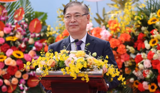 Chùm ảnh Lễ khánh thành trụ sở Liên hiệp Hội Việt Nam - Hình 10 Chum anh Le khanh thanh tru so Lien hiep Hoi Viet Nam-Hinh-10