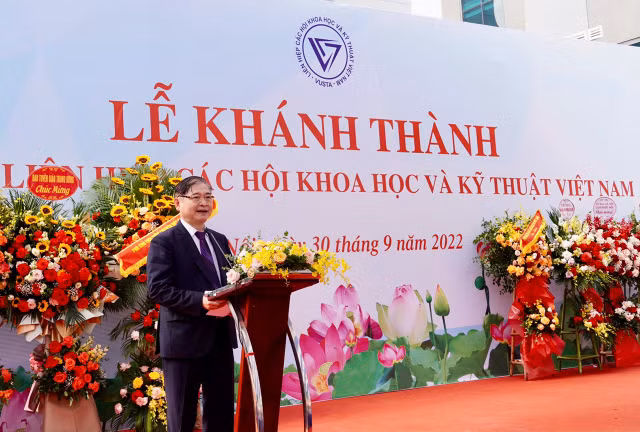 Chùm ảnh Lễ khánh thành trụ sở Liên hiệp Hội Việt Nam - Hình 11 Chum anh Le khanh thanh tru so Lien hiep Hoi Viet Nam-Hinh-11
