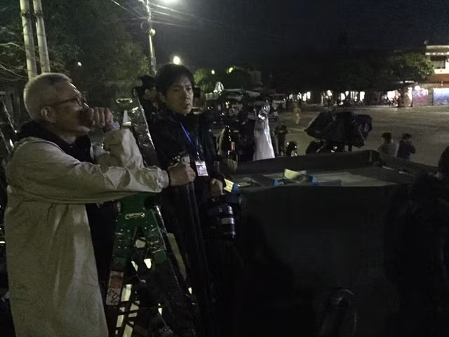 Thượng đỉnh Mỹ - Triều: PV trắng đêm "săn ảnh" đón ông Kim Jong-un - Hình 2 Thuong dinh My - Trieu: PV trang dem