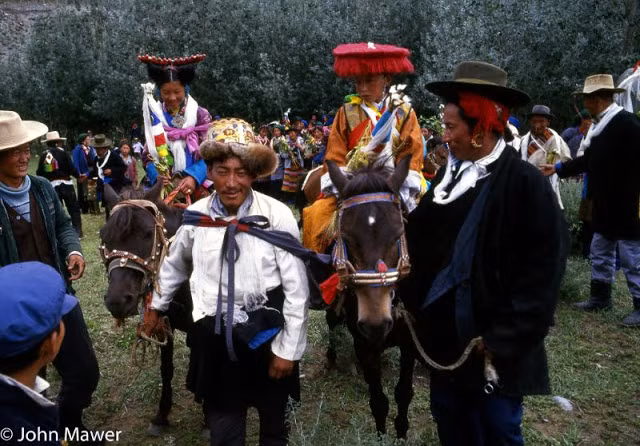 Tây Tạng năm 1987 sinh động qua ống kính John Mawer Tay Tang nam 1987 sinh dong qua ong kinh John Mawer