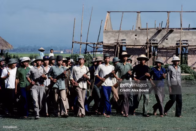 Ngắm thị xã Điện Biên Phủ 40 năm trước qua loạt ảnh đặc biệt - Hình 7 Ngam thi xa Dien Bien Phu 40 nam truoc qua loat anh dac biet-Hinh-7