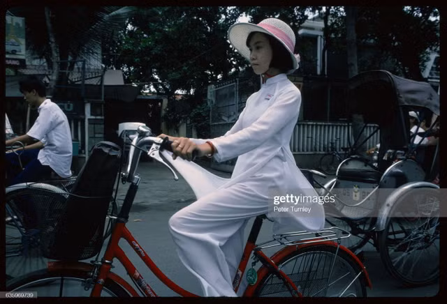 Loat anh thu vi ve giao thong o TP. HCM nam 1994-Hinh-7