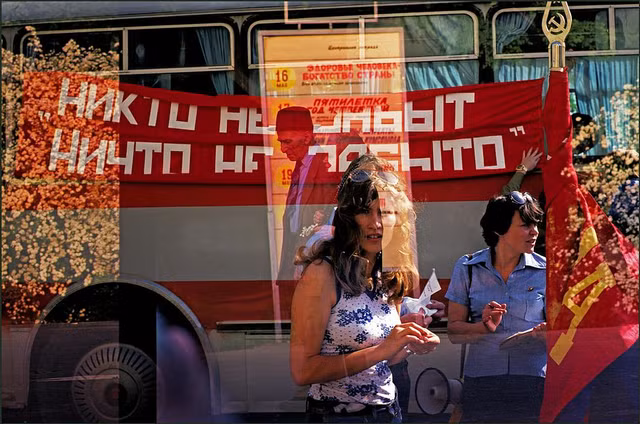 Những khoảnh khắc êm đềm của cư dân Odessa, Ukraine năm 1982 - Hình 3 Nhung khoanh khac em dem cua cu dan Odessa, Ukraine nam 1982-Hinh-3