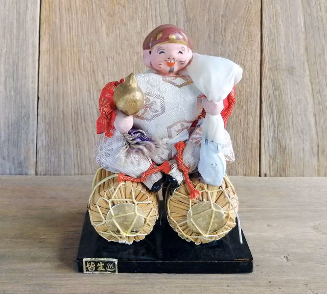 Trong tín ngưỡng Nhật Bản, Thất Phúc Thần là 7 vị thần mang lại may mắn - Hình 11 Trong tin nguong Nhat Ban, That Phuc Than la 7 vi than mang lai may man-Hinh-11