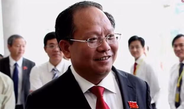 Kỷ luật ông Tất Thành Cang, cách chức Ủy viên Trung ương Đảng khoá XII - Hình 2 Ky luat ong Tat Thanh Cang, cach chuc Uy vien Trung uong Dang khoa XII-Hinh-2