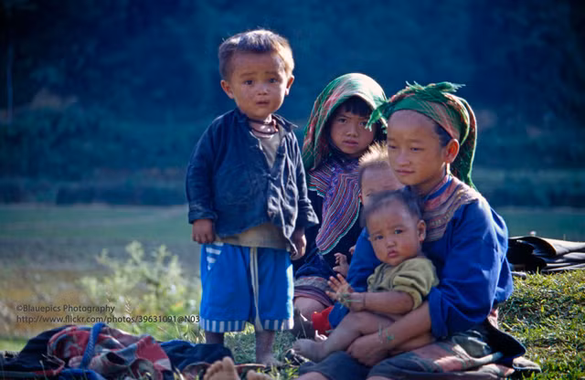 Loạt ảnh không thể rời mắt ở Lào Cai năm 1998 - Hình 9 Loat anh khong the roi mat o Lao Cai nam 1998-Hinh-9