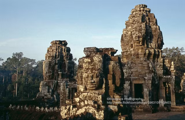 Phế tích Angkor Wat 3 thập niên trước trông như nào? - Hình 8 Phe tich Angkor Wat 3 thap nien truoc trong nhu nao?-Hinh-8