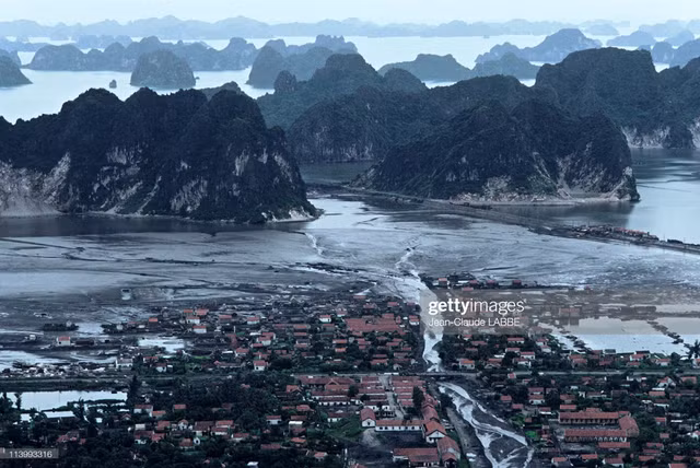 Loạt ảnh khó quên về ba miền Việt Nam năm 1994 Loat anh kho quen ve ba mien Viet Nam nam 1994
