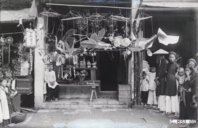 Tết Trung thu ở Hà Nội năm 1926 cực rực rỡ dù ảnh đen trắng - Hình 8 Tet Trung thu o Ha Noi nam 1926 cuc ruc ro du anh den trang-Hinh-8