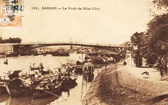 Hình ảnh Cầu Mống trứ danh Sài Gòn trên loạt bưu thiếp trăm tuổi Hinh anh Cau Mong tru danh Sai Gon tren loat buu thiep tram tuoi
