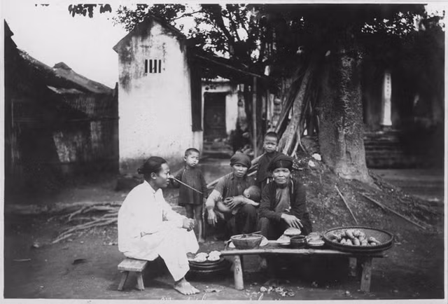 Diện mạo Hà Nội năm 1950 gây nhiều bất ngờ - Hình 10 Dien mao Ha Noi nam 1950 gay nhieu bat ngo-Hinh-10
