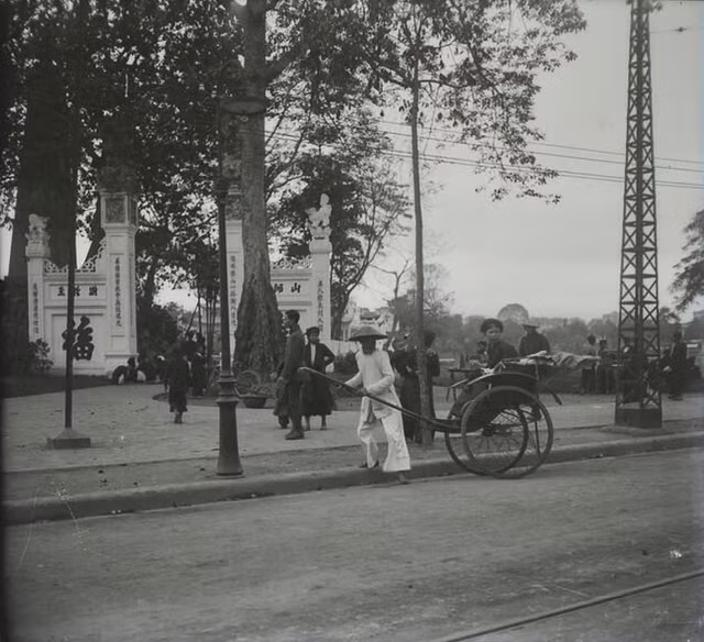 Không khí Tết Hà Nội năm 1928 qua ống kính người Pháp - Hình 7 Khong khi Tet Ha Noi nam 1928 qua ong kinh nguoi Phap-Hinh-7