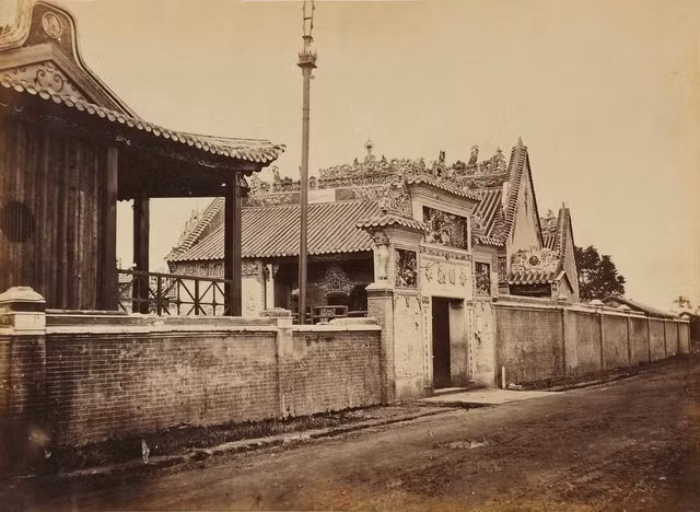 Anh xua ve mieu Quan De o Cho Lon hon mot the ky truoc