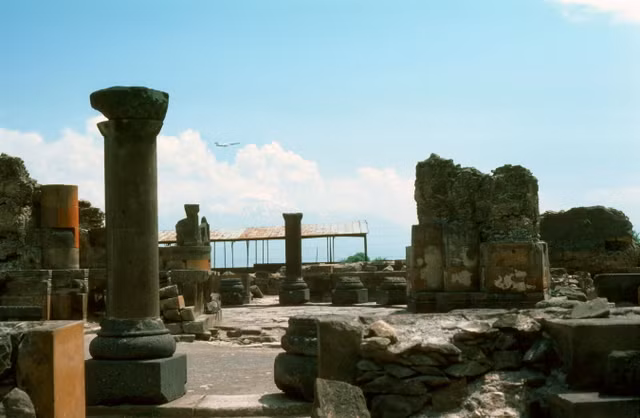 Khám phá thủ đô của Armenia thời còn nằm trong Liên Xô - Hình 14 Kham pha thu do cua Armenia thoi con nam trong Lien Xo-Hinh-14