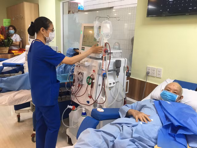 Lãnh đạo các cơ sở y tế phải chịu trách nhiệm nếu để xảy ra tình trạng thiếu thuốc - Hình 2 Lanh dao cac co so y te phai chiu trach nhiem neu de xay ra tinh trang thieu thuoc-Hinh-2
