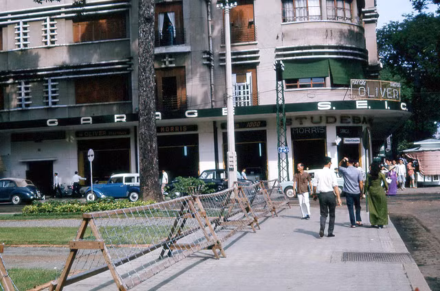 Cuoc song nhon nhip o Sai Gon nam 1964 qua loat anh hiem-Hinh-9