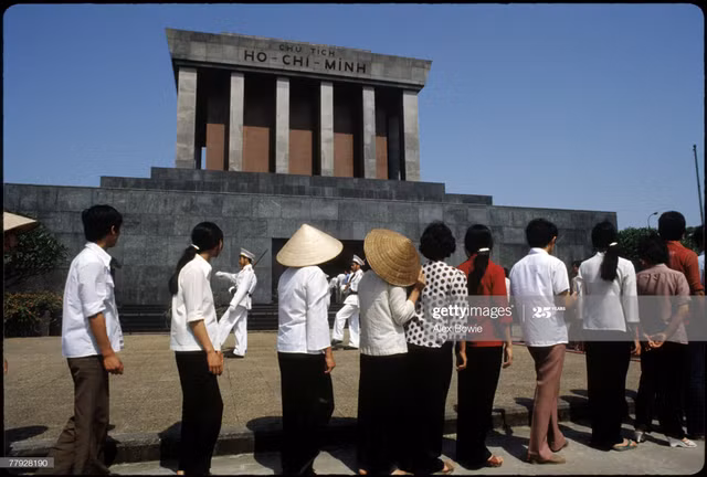 Ha Noi, Sai Gon thoi bao cap duoi tay may cua nhiep anh gia ngoai-Hinh-9