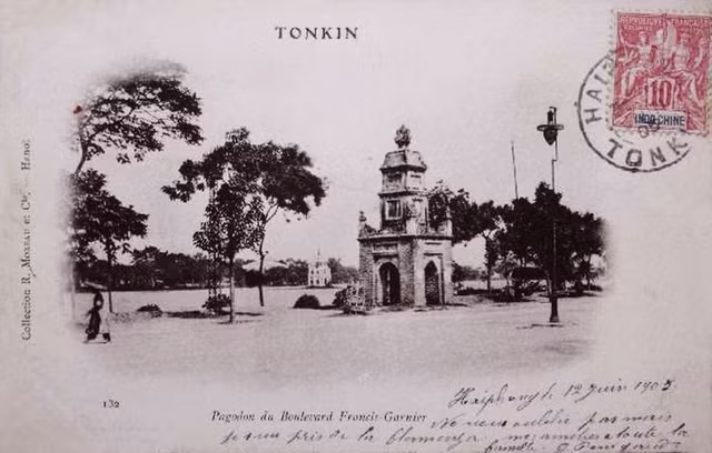 Tháp Hòa Phong ở Hà Nội một thế kỷ trước trông như nào? - Hình 8 Thap Hoa Phong o Ha Noi mot the ky truoc trong nhu nao?-Hinh-8