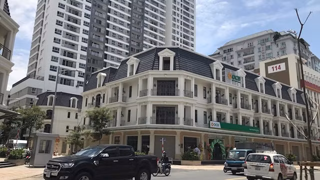 Xung quanh việc tạm dừng chuyển mục đích sử dụng đất tại 7 dự án của Novaland - Hình 8 Xung quanh viec tam dung chuyen muc dich su dung dat tai 7 du an cua Novaland-Hinh-8